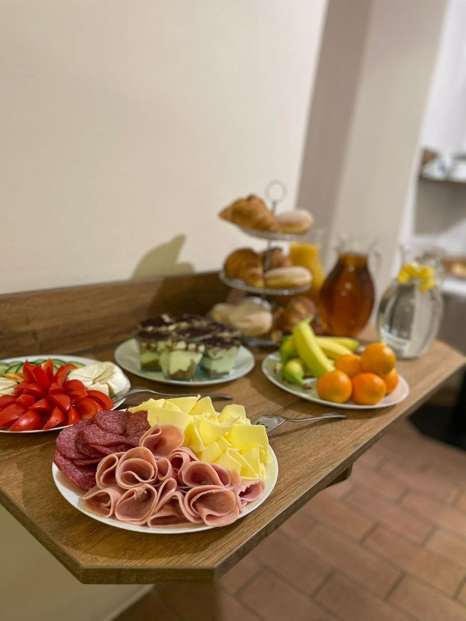 Hotel U Mesta Prahy Наход Экстерьер фото